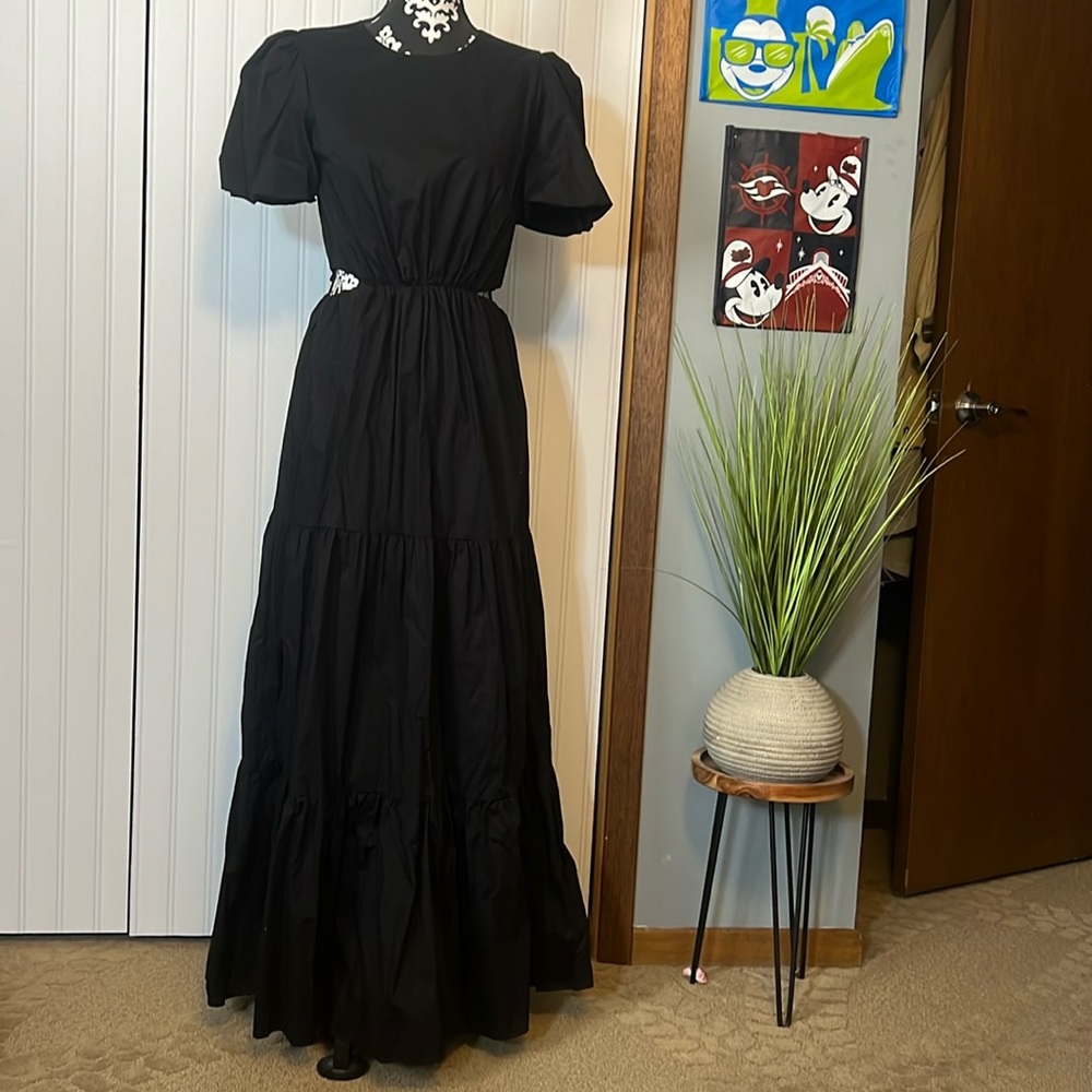 Long black dress